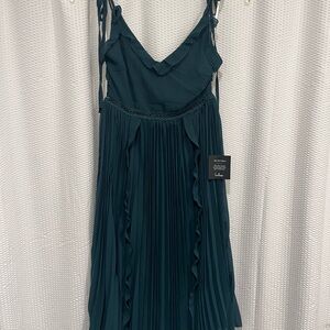 Lulus Elegant Forest Green Midi Dress